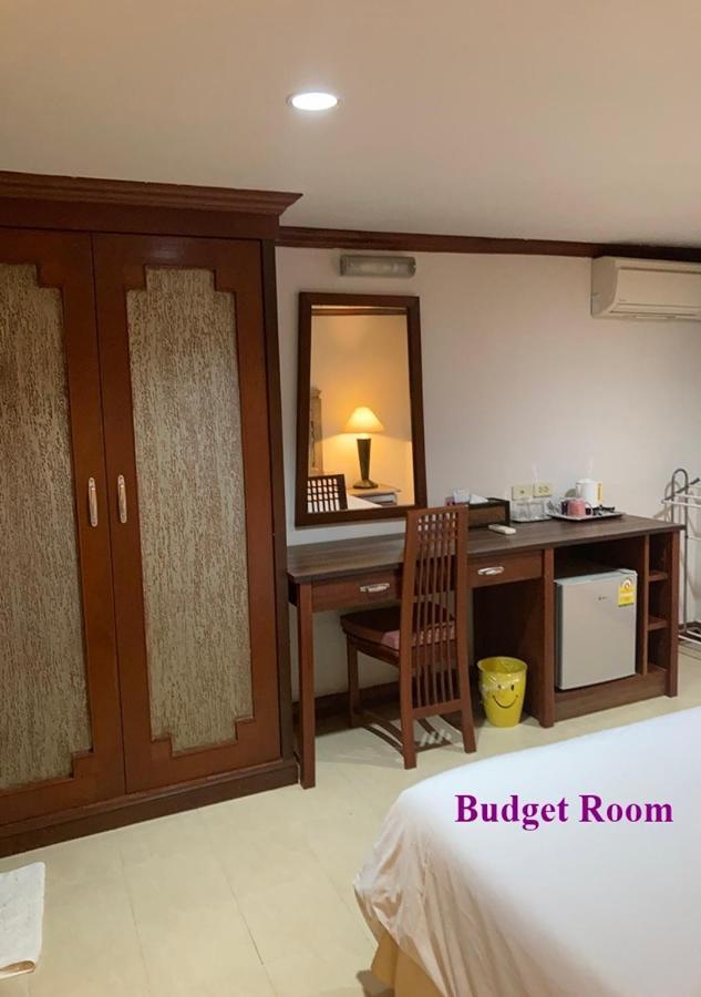 Le Tanjong House Hotel Patong Ngoại thất bức ảnh